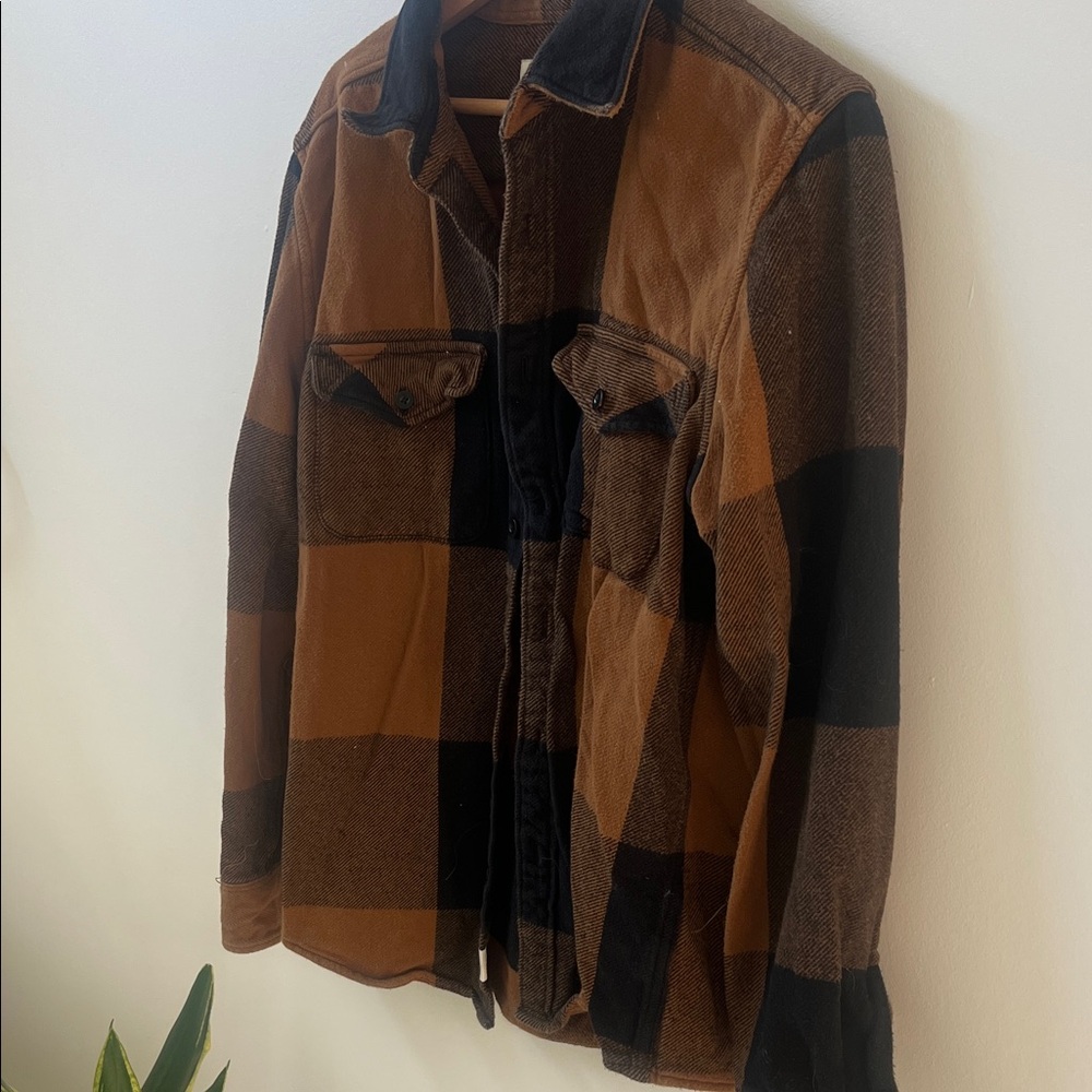 American Eagle Outfitters Men's Tan and Black Plaid Shirt Jacket